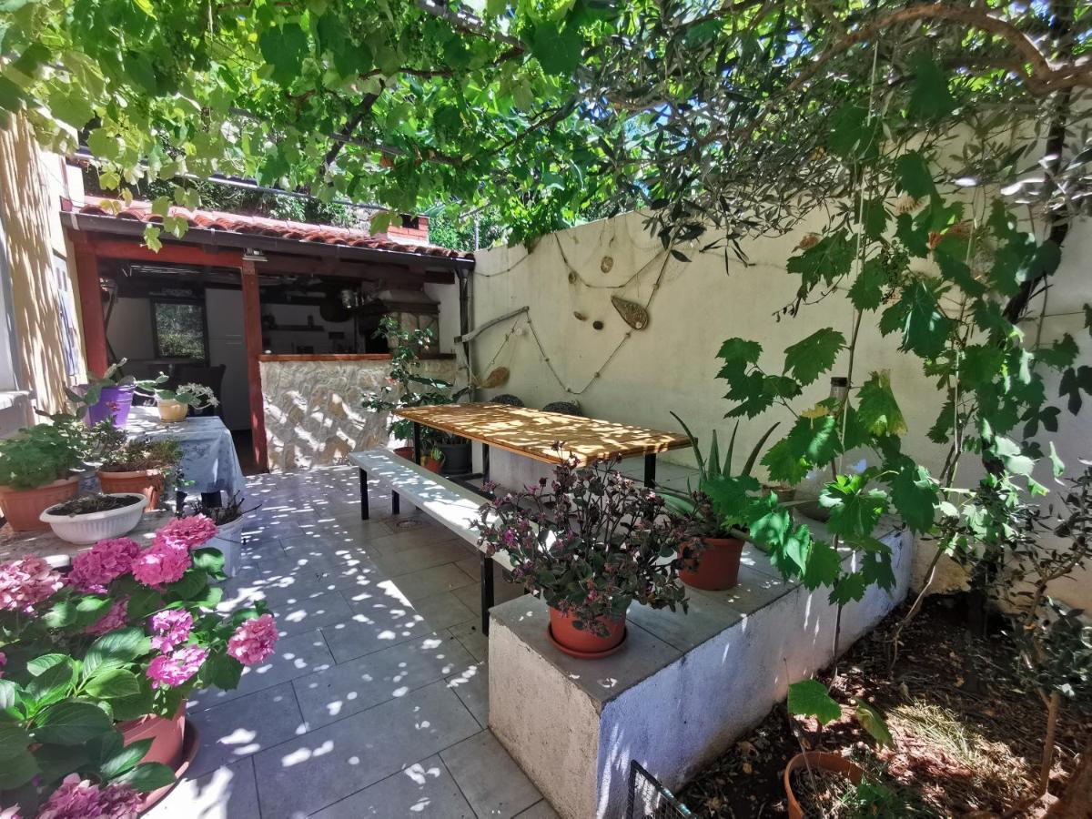 Apartman Nekic Cres Esterno foto