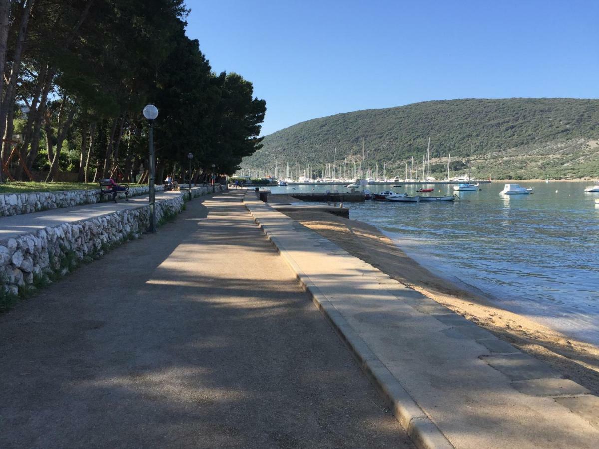 Apartman Nekic Cres Esterno foto